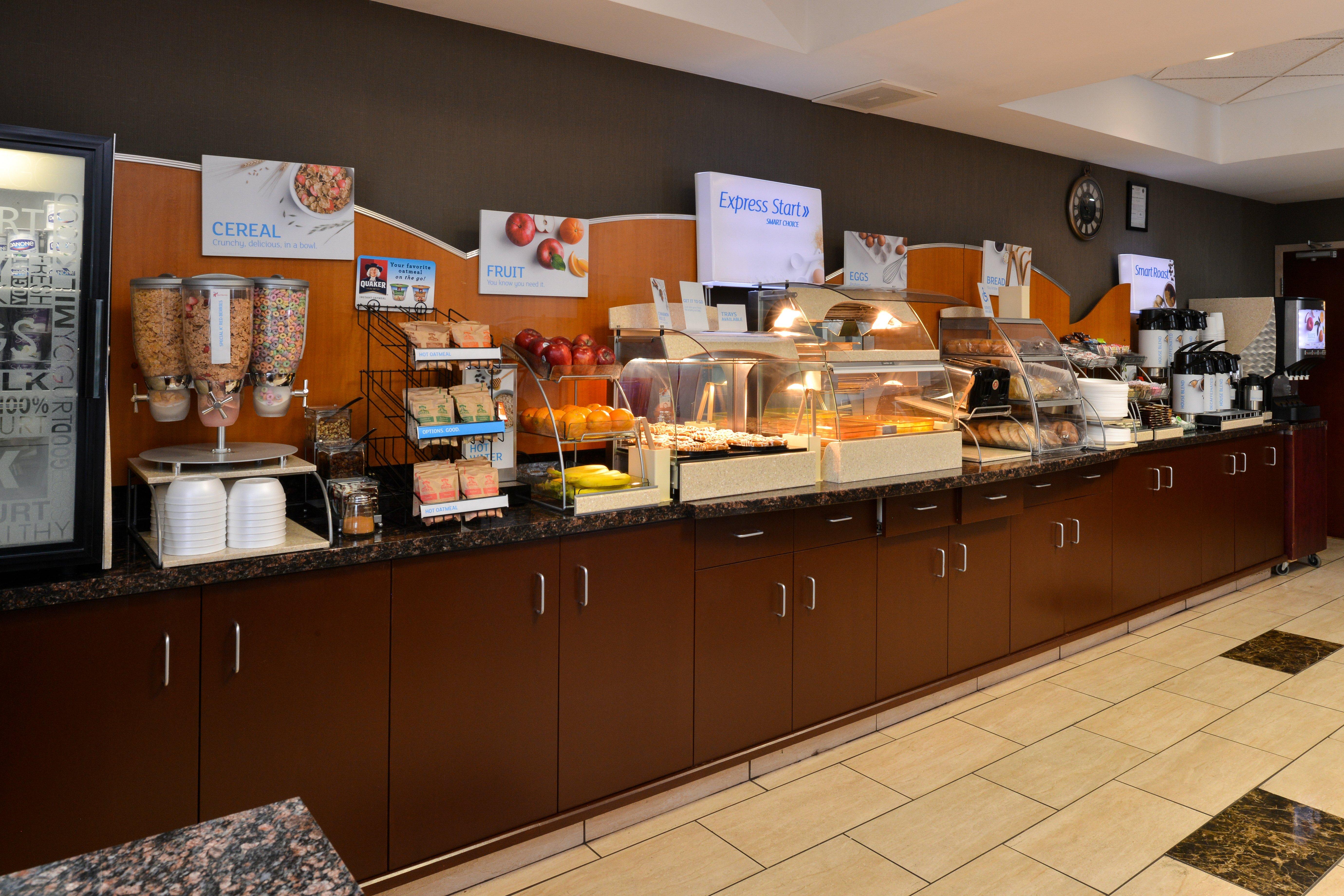 Holiday Inn Express Edmonton North By Ihg Ngoại thất bức ảnh