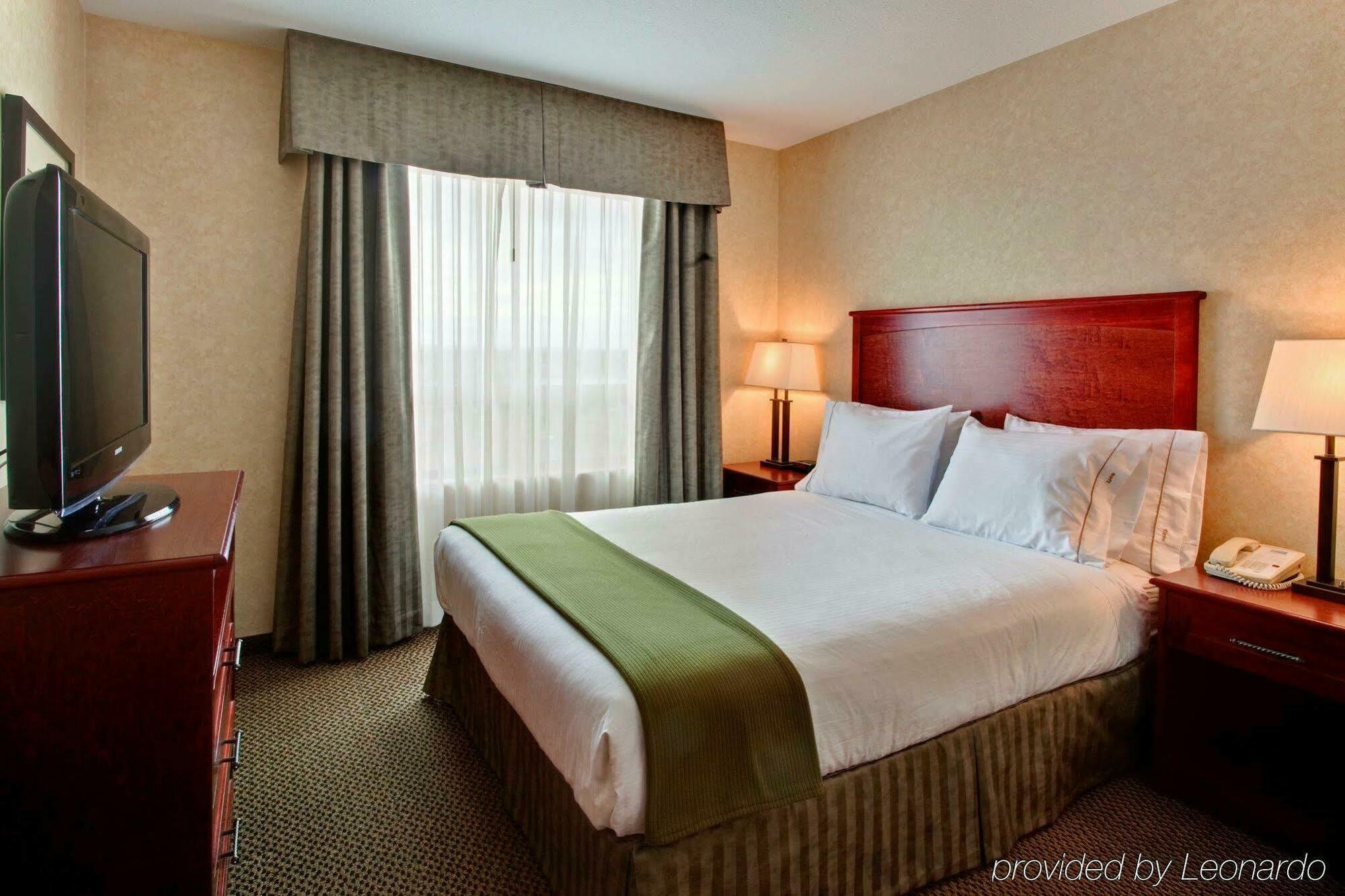 Holiday Inn Express Edmonton North By Ihg Ngoại thất bức ảnh